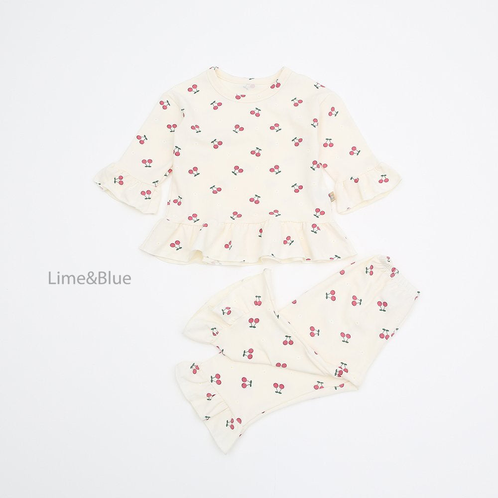 Lovely cherry loungewear