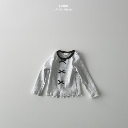 Sweet ribbon top