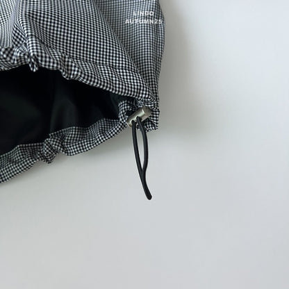 And hood checkered jacket