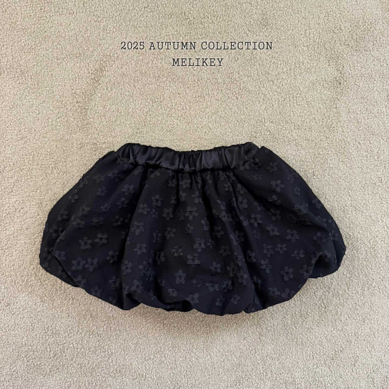Jacquard pumpkin skirt