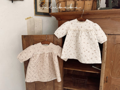 Lace padded dress