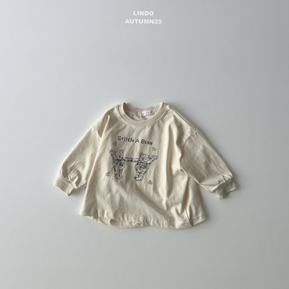 Stitched bear top