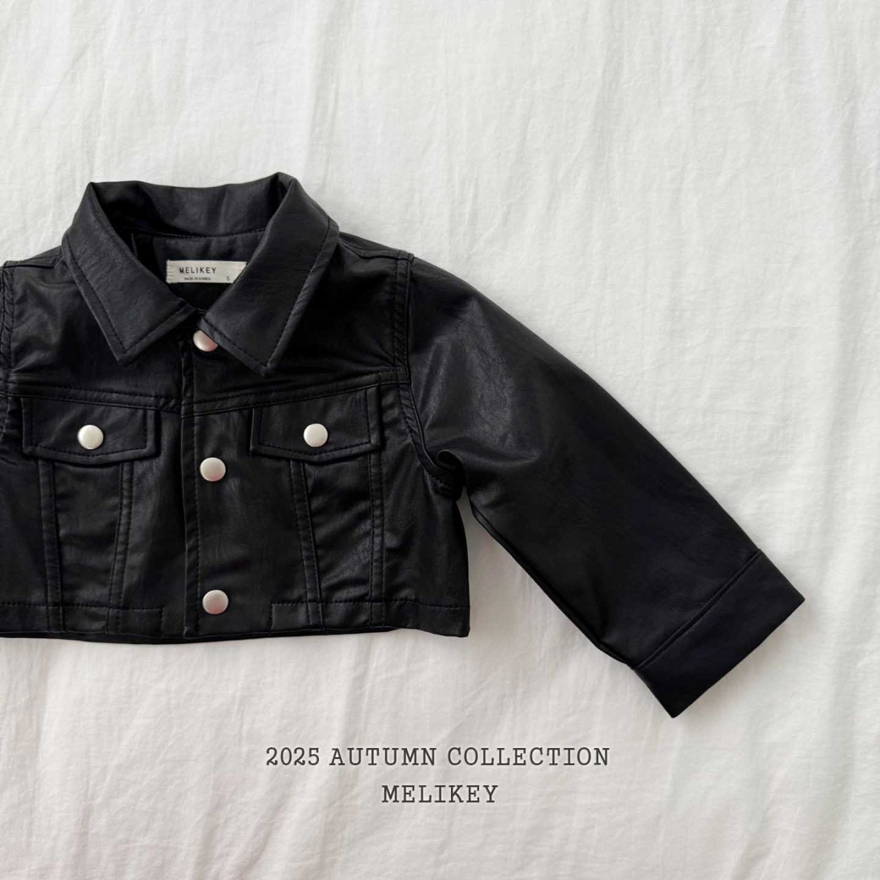 Leather short jacket