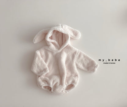Rabbit boa fur suit