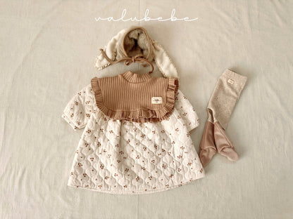 Lace padded dress