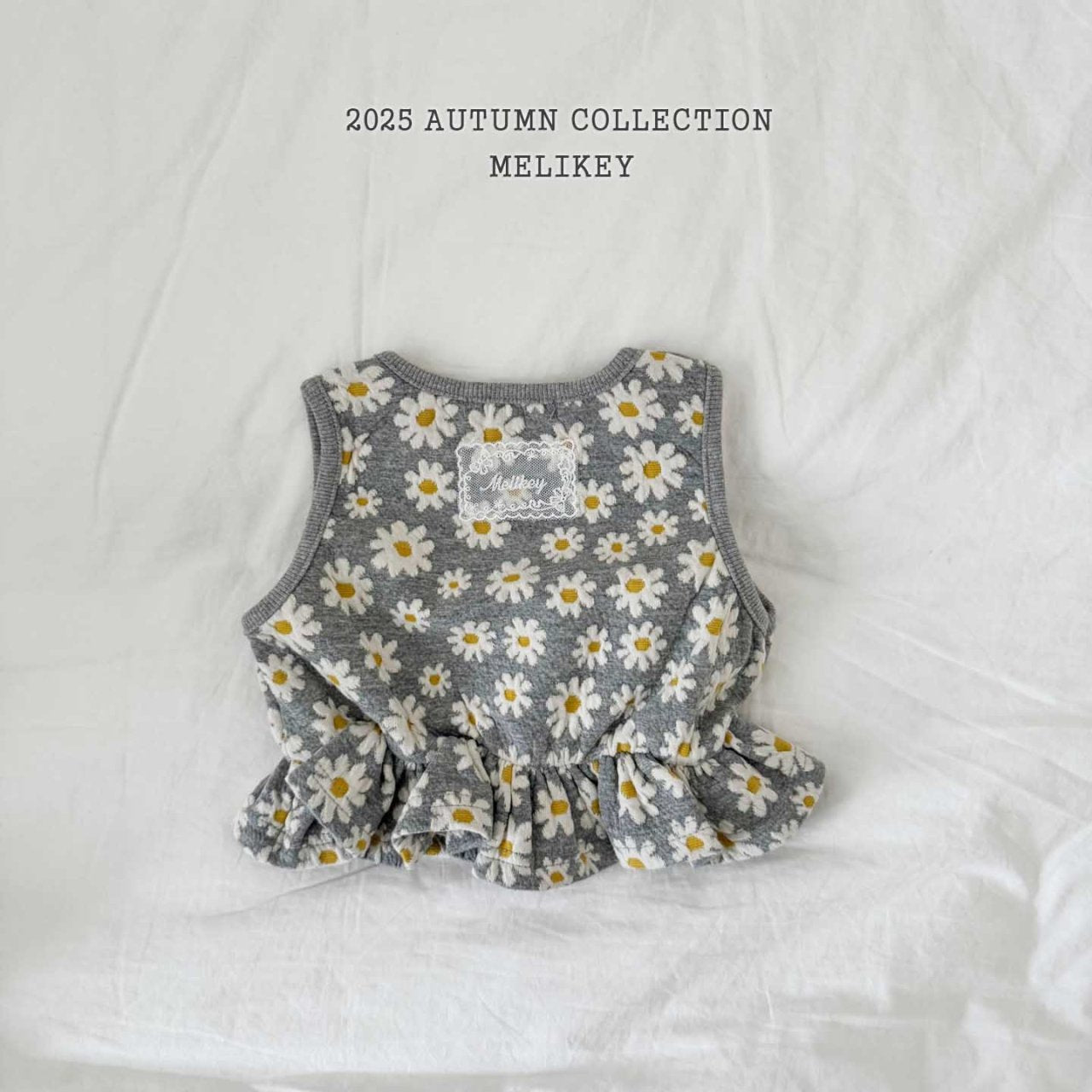 Daisy vest
