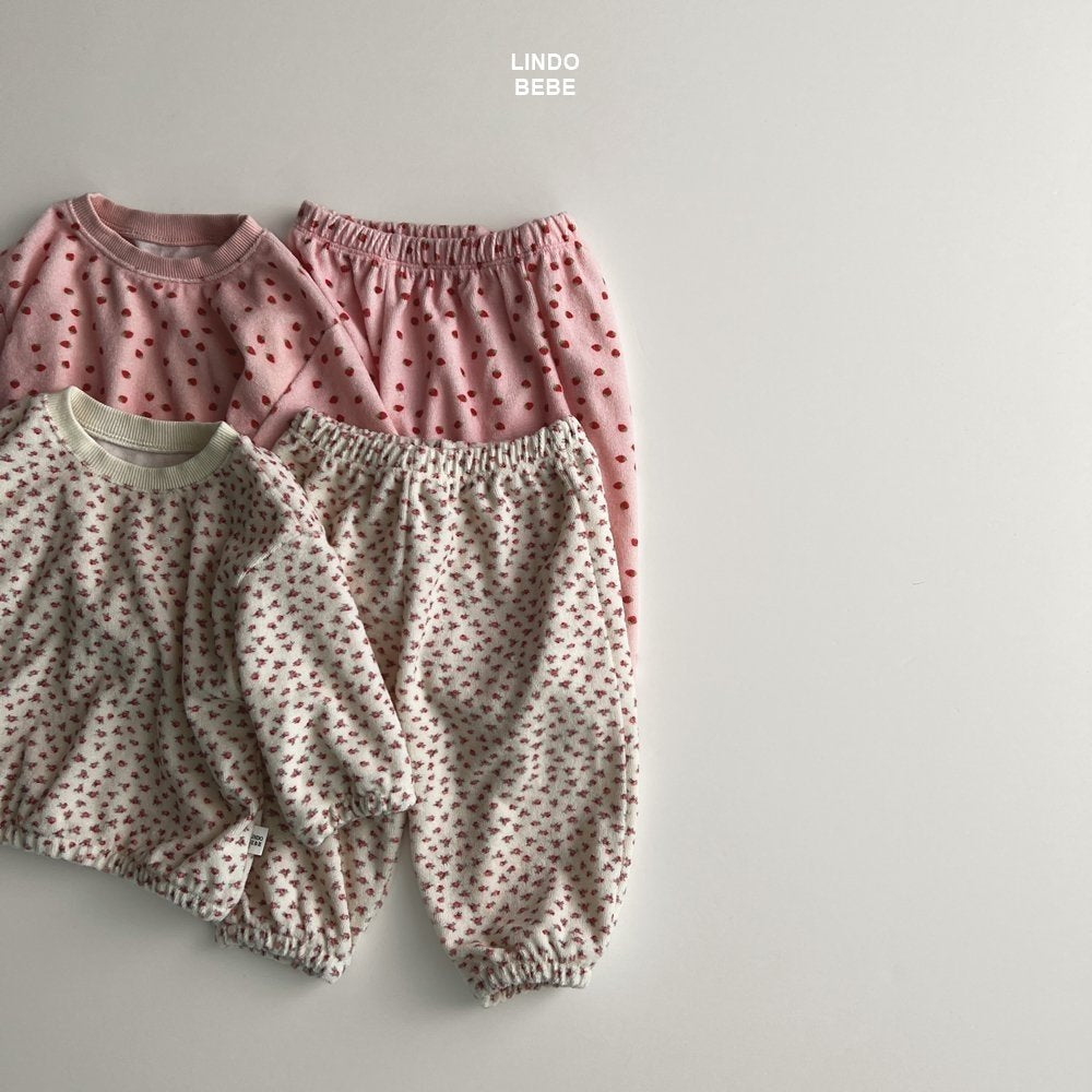 Baby strawberry flower set