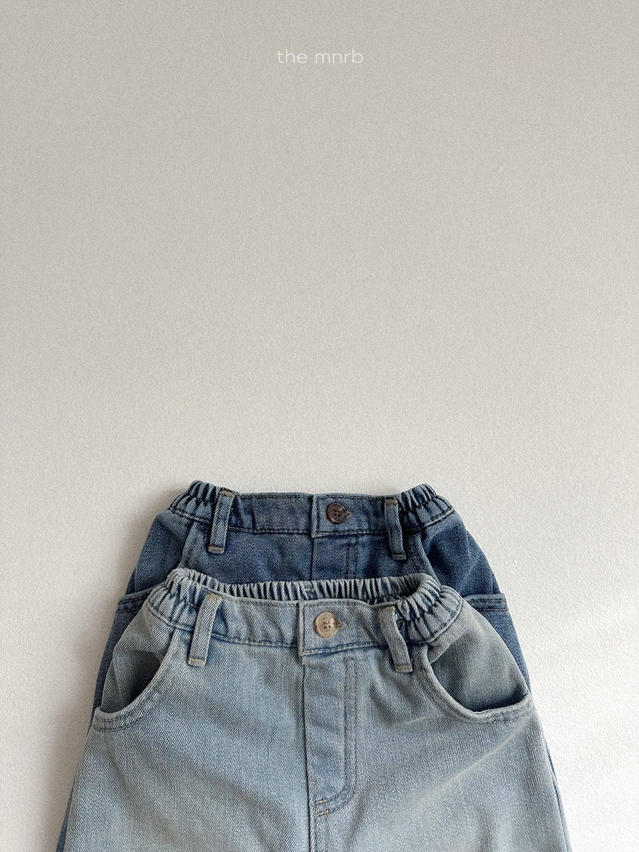Dart straight pants
