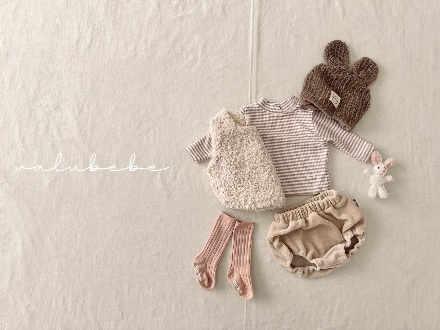 Baby wool vest