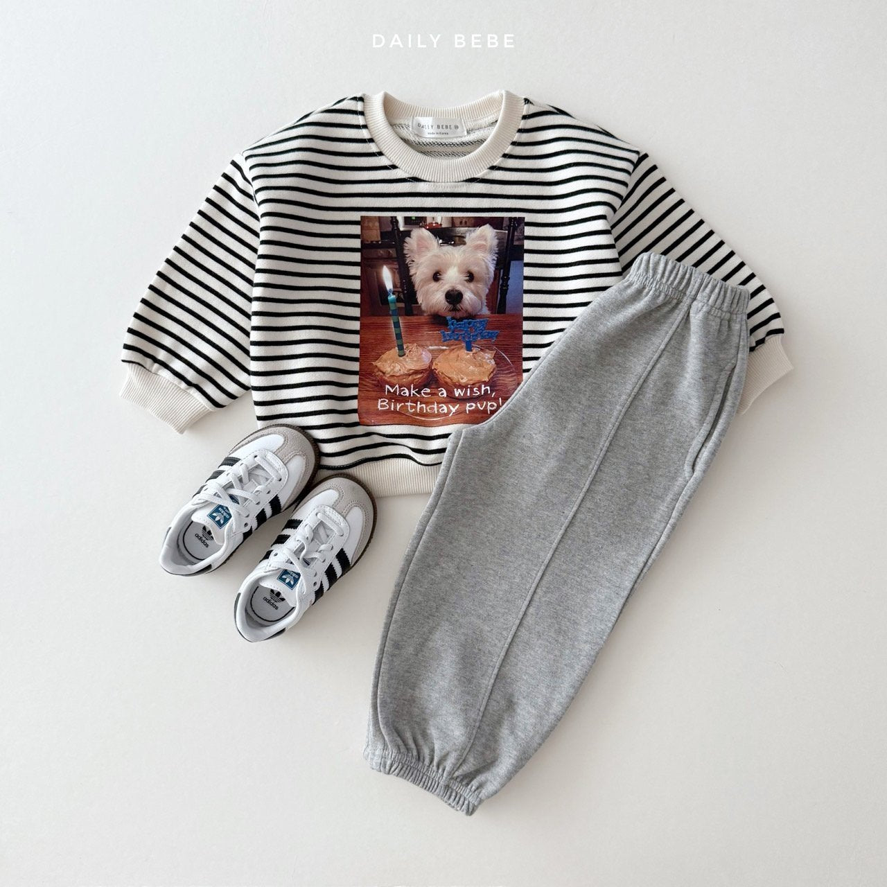 Cut out jogger pants
