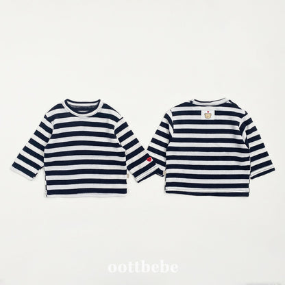 Mixed stripes top