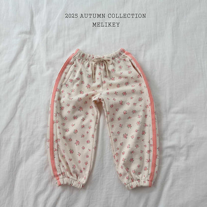 Floral jogger pants
