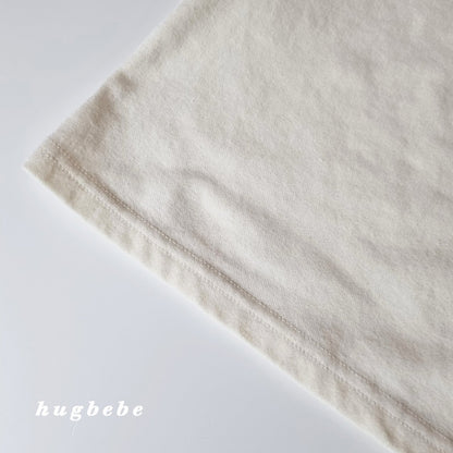 Simple long sleeve top