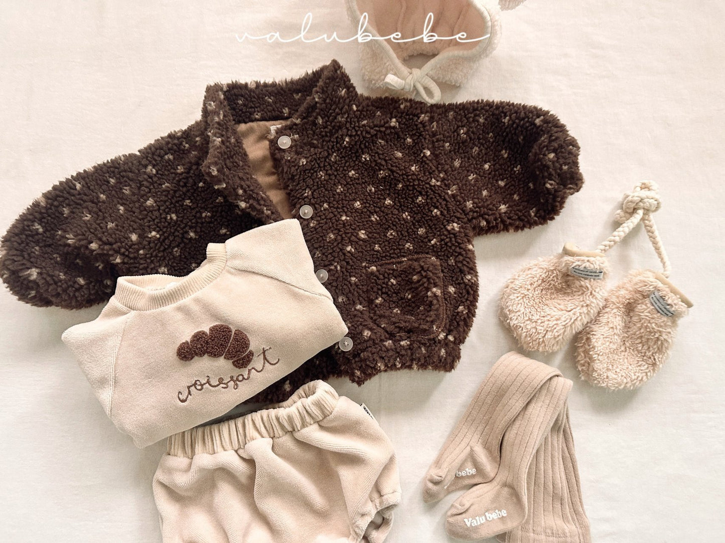 Baby bear dumble beanie