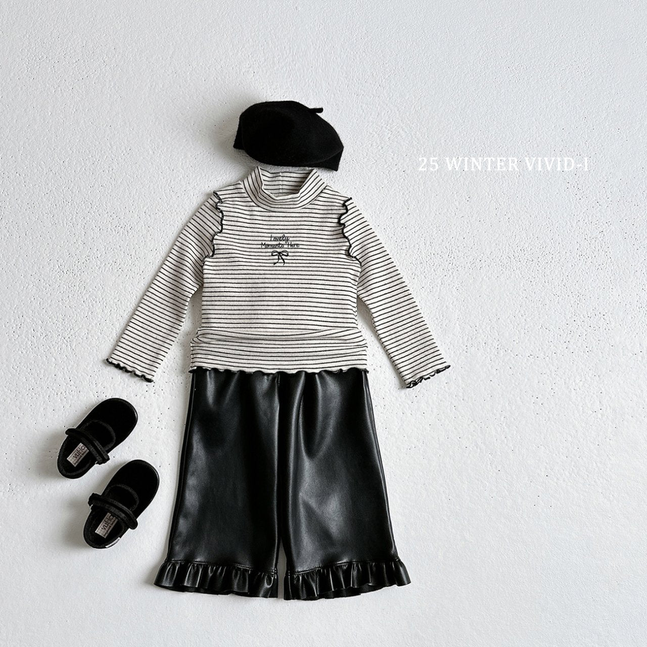 Leather frill pants