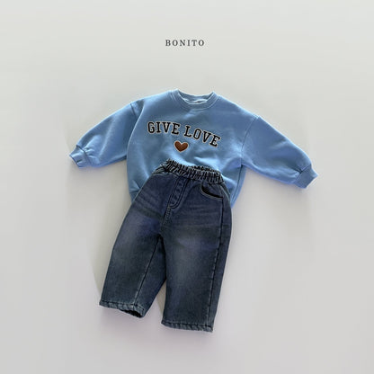 Give love sweatshirt