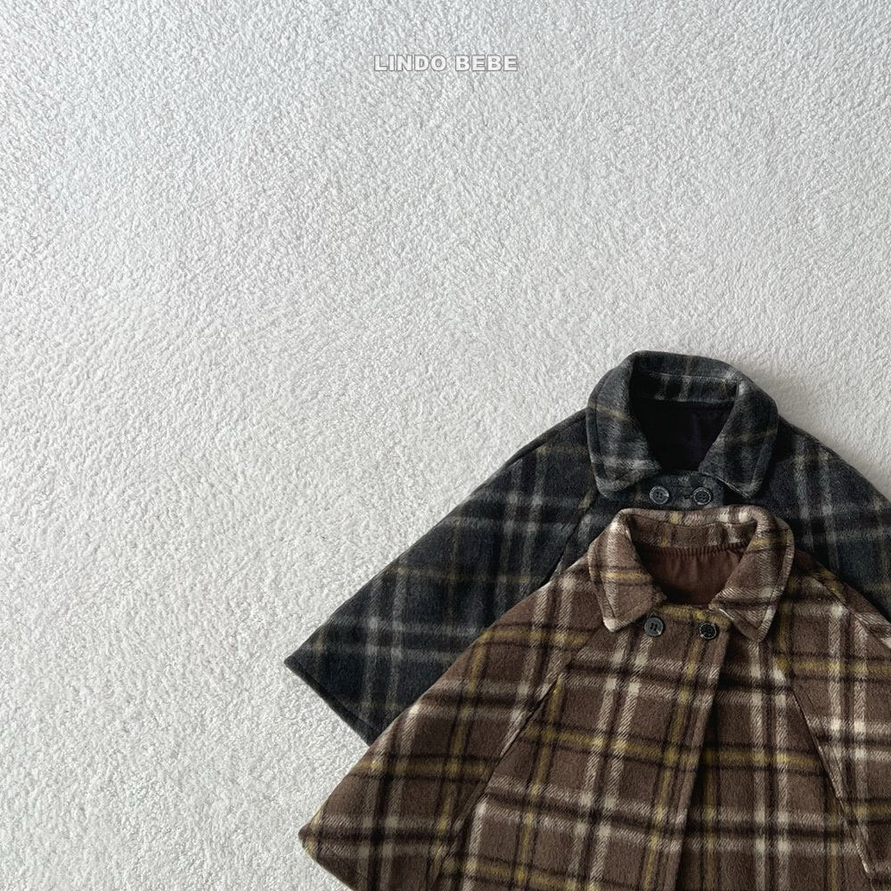 Check cape jacket