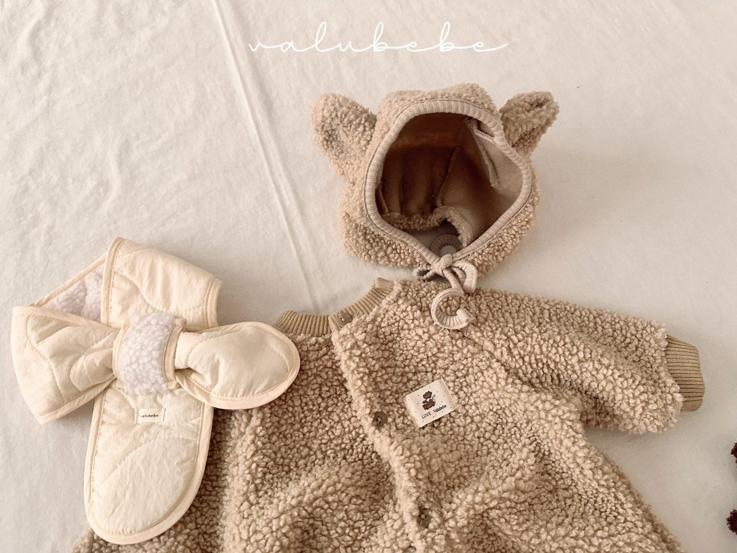Baby bear dumble beanie