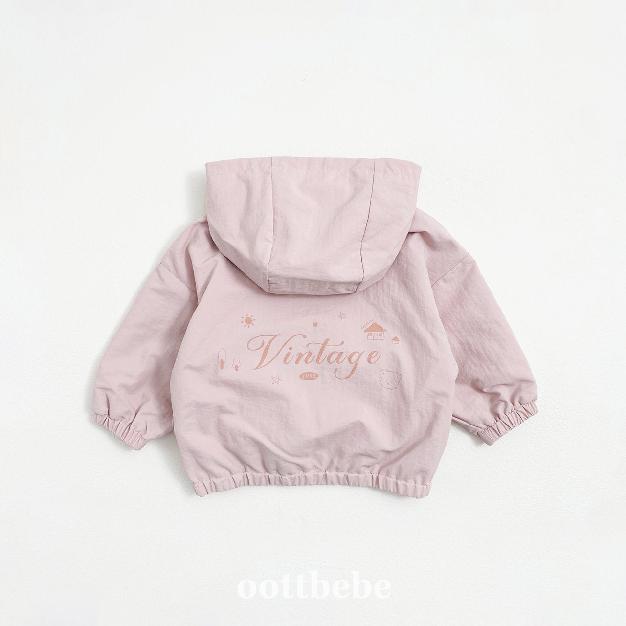 Marshmallow hooded windbreaker