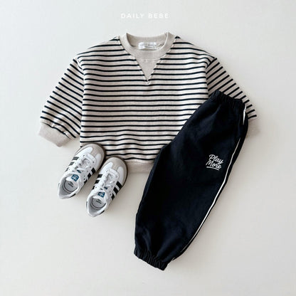 Striped triangle sweatshirt