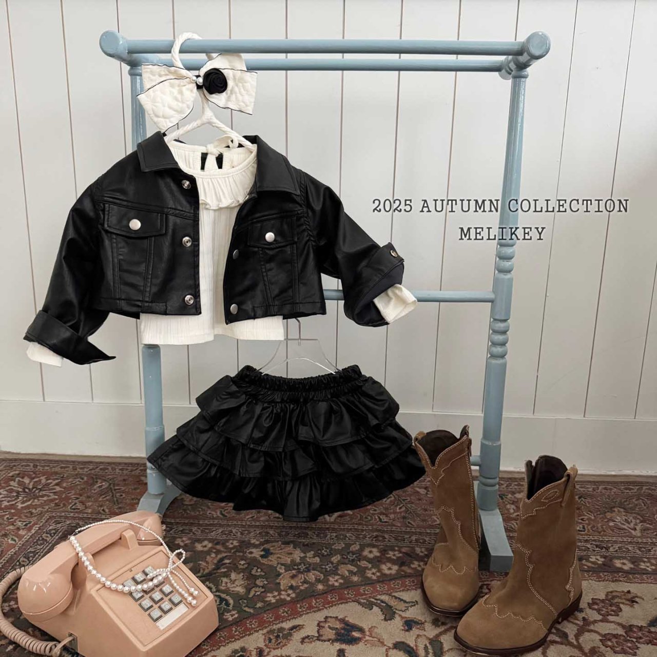 Leather short jacket