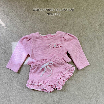 Evian frill shorts