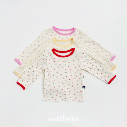Flower berry pajamas