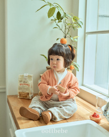 Autumn cardigan