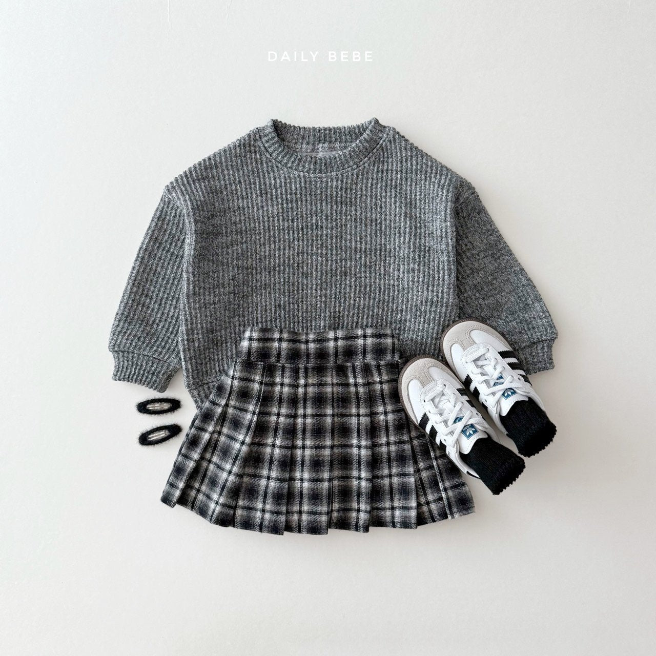 Daily ribbed knit sweatshirt
