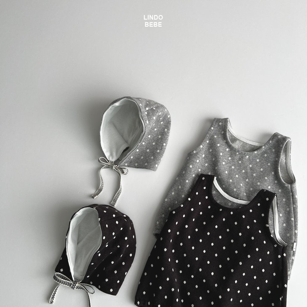 Polka dot suit