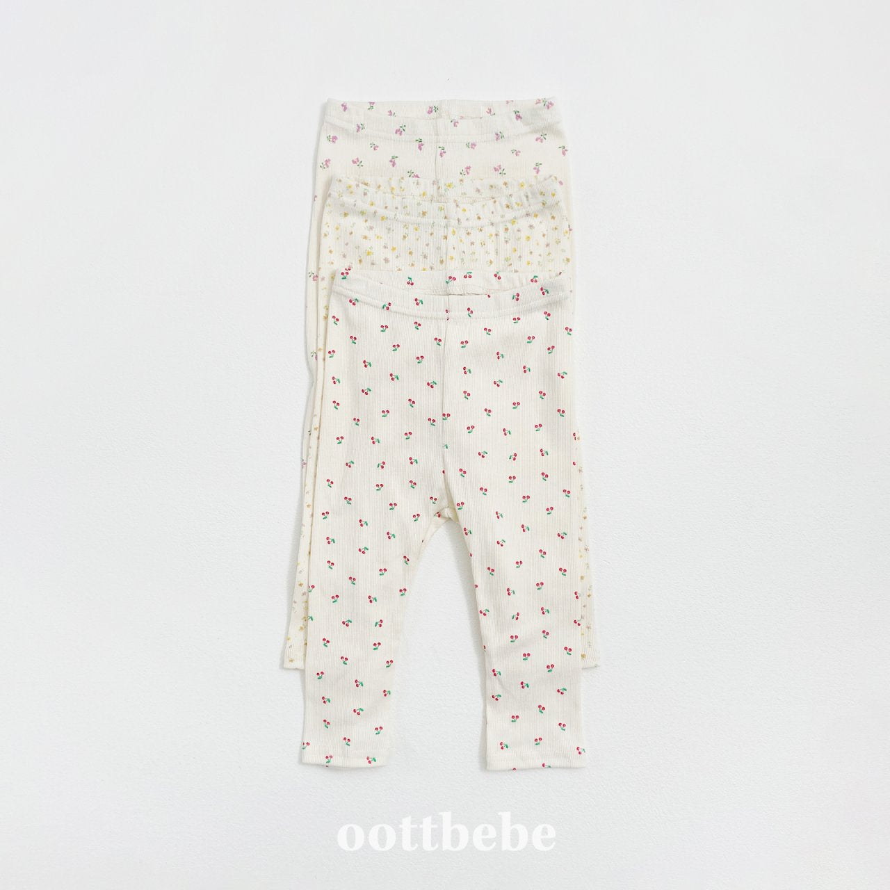 Flower berry pajamas