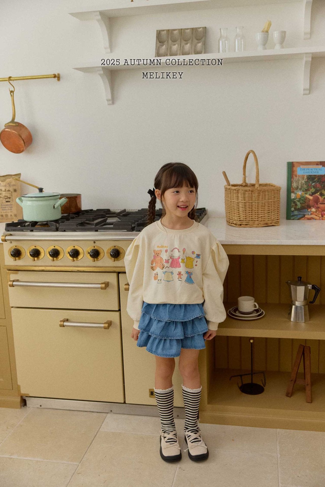 Doll play sweatshirt
