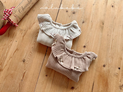 Ribbon frill top