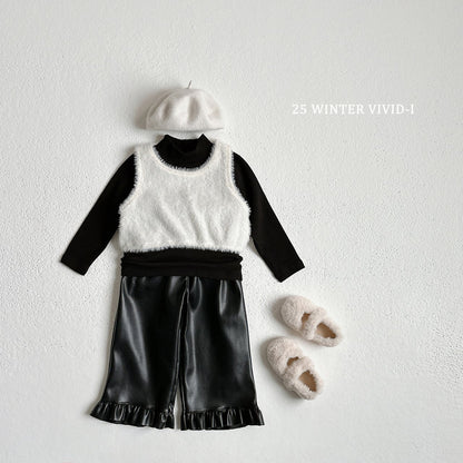 Leather frill pants