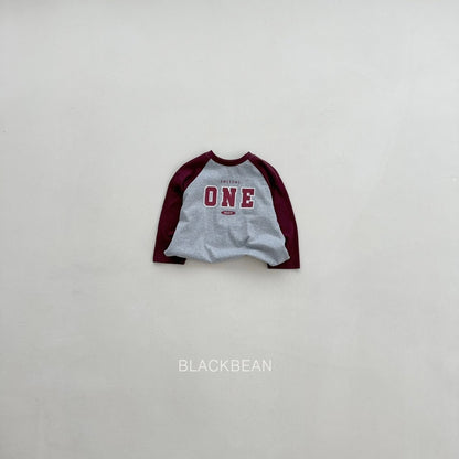 One long-sleeved top