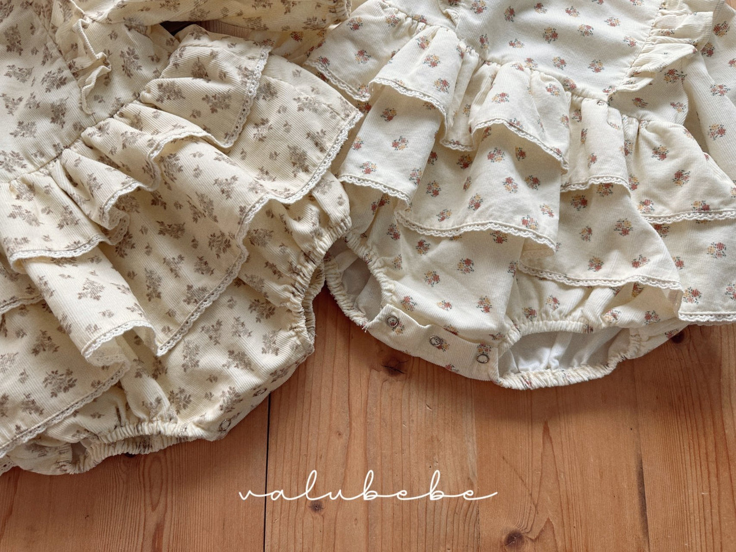 Boen frill suit