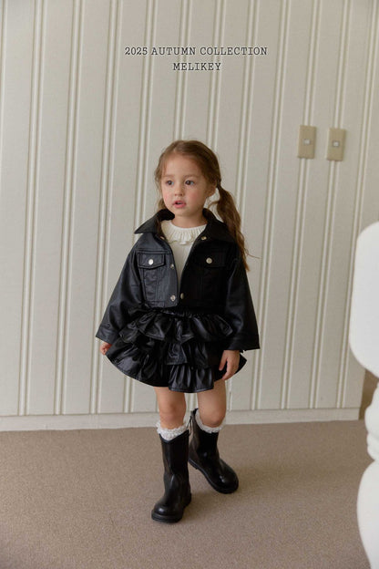 Leather short jacket