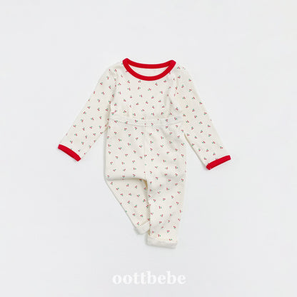 Flower berry pajamas