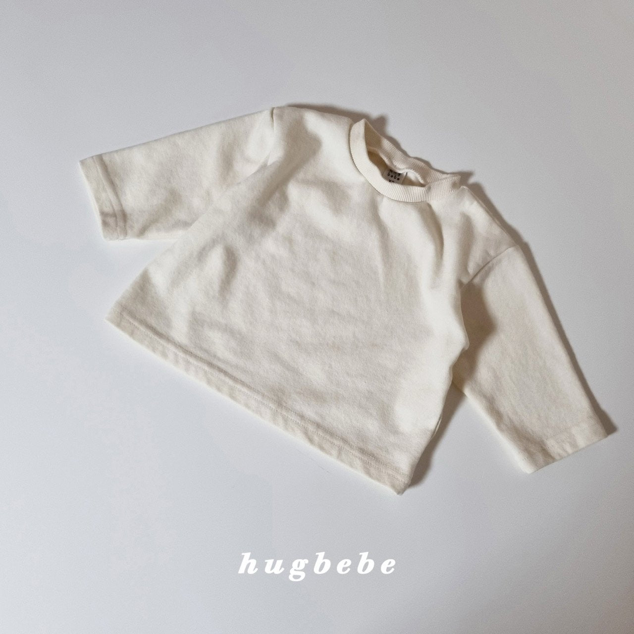 Simple long sleeve top